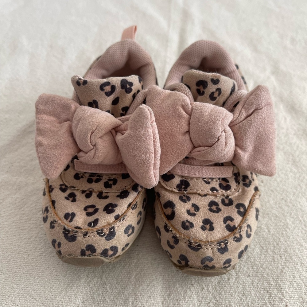 Animal print pink bow sneakers little toddler girl H&M